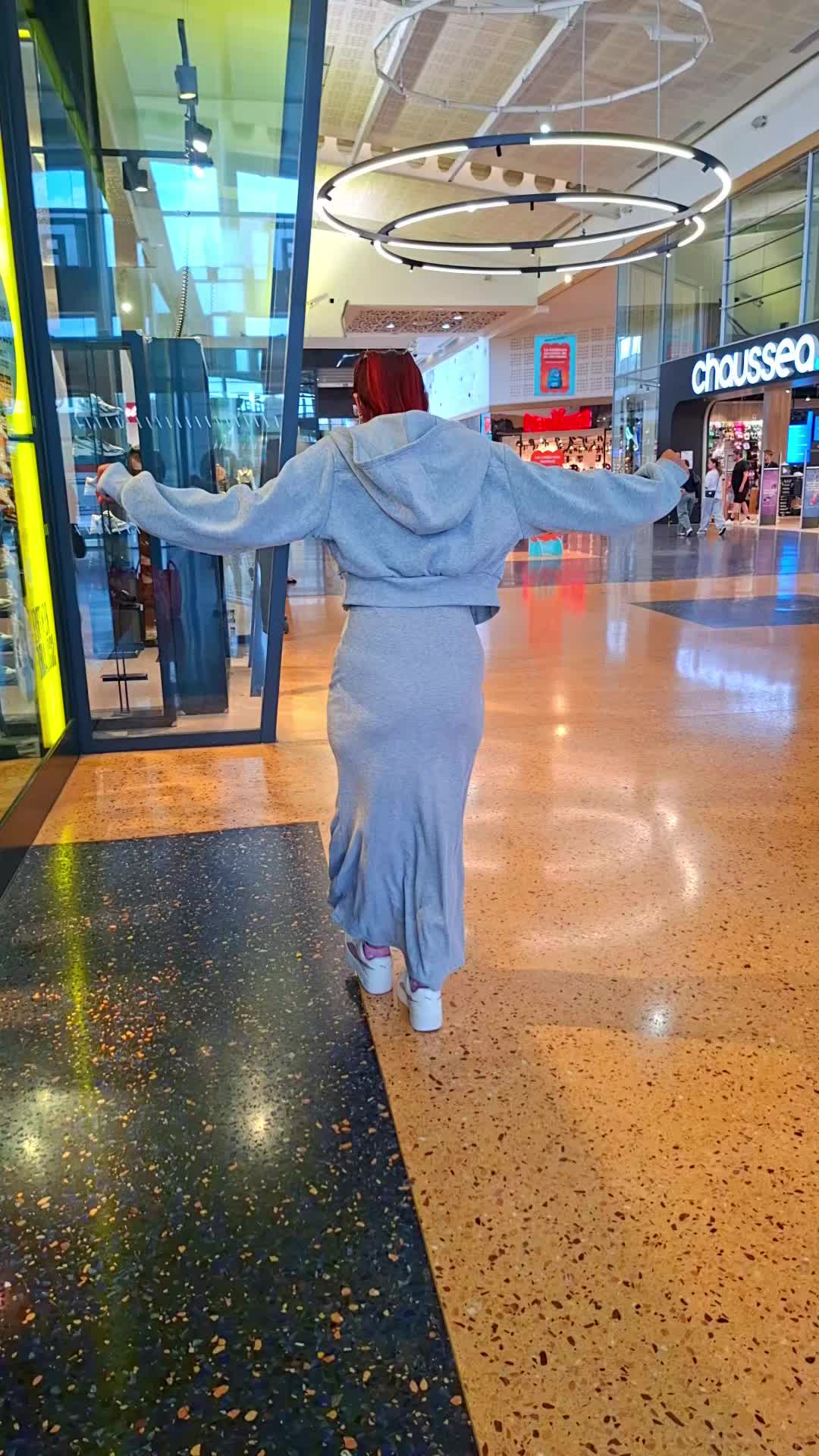 @𝓡𝓸𝔁𝔂_𝓜𝓸𝓷𝓭𝓲𝓪𝓵𝓪