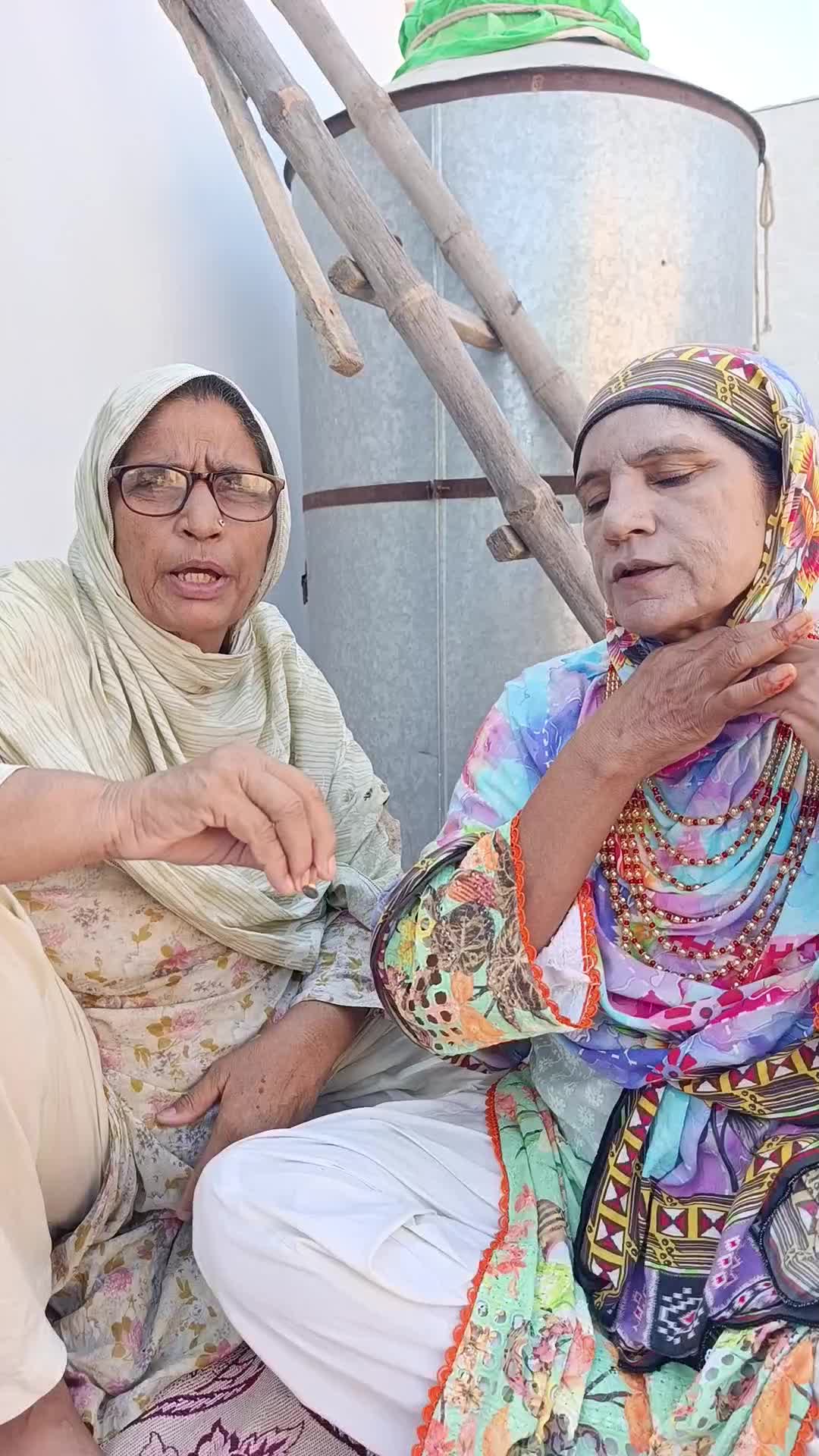 @HappyDesiFamily