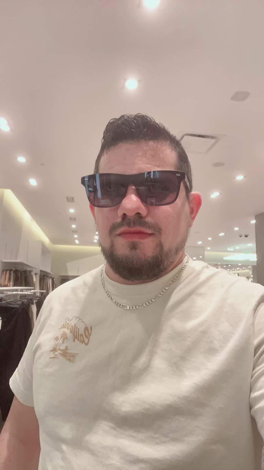 @Carlos