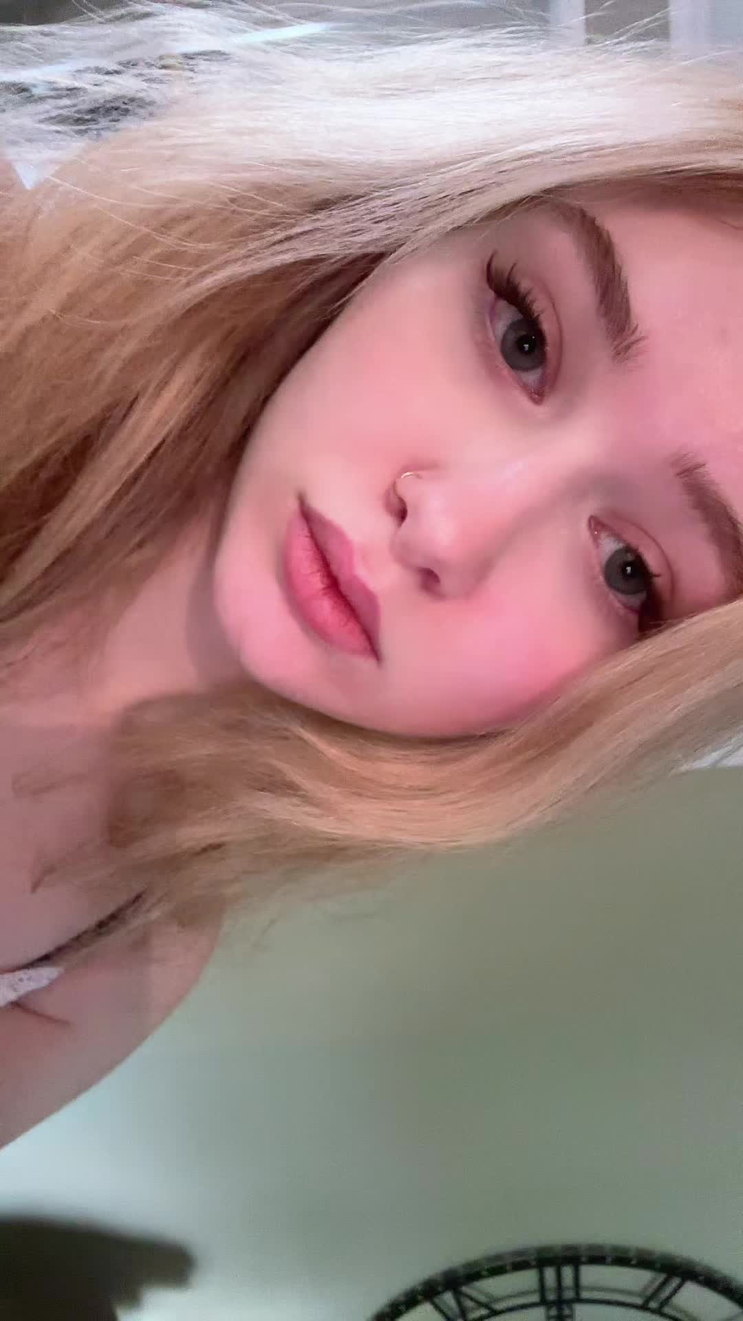 @carsyynnn