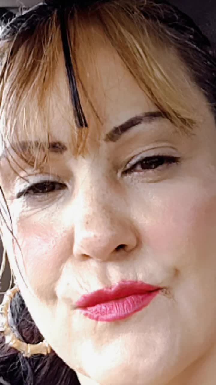 @MonaLove