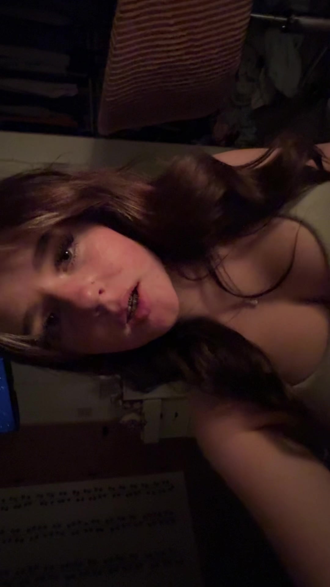 @Ella