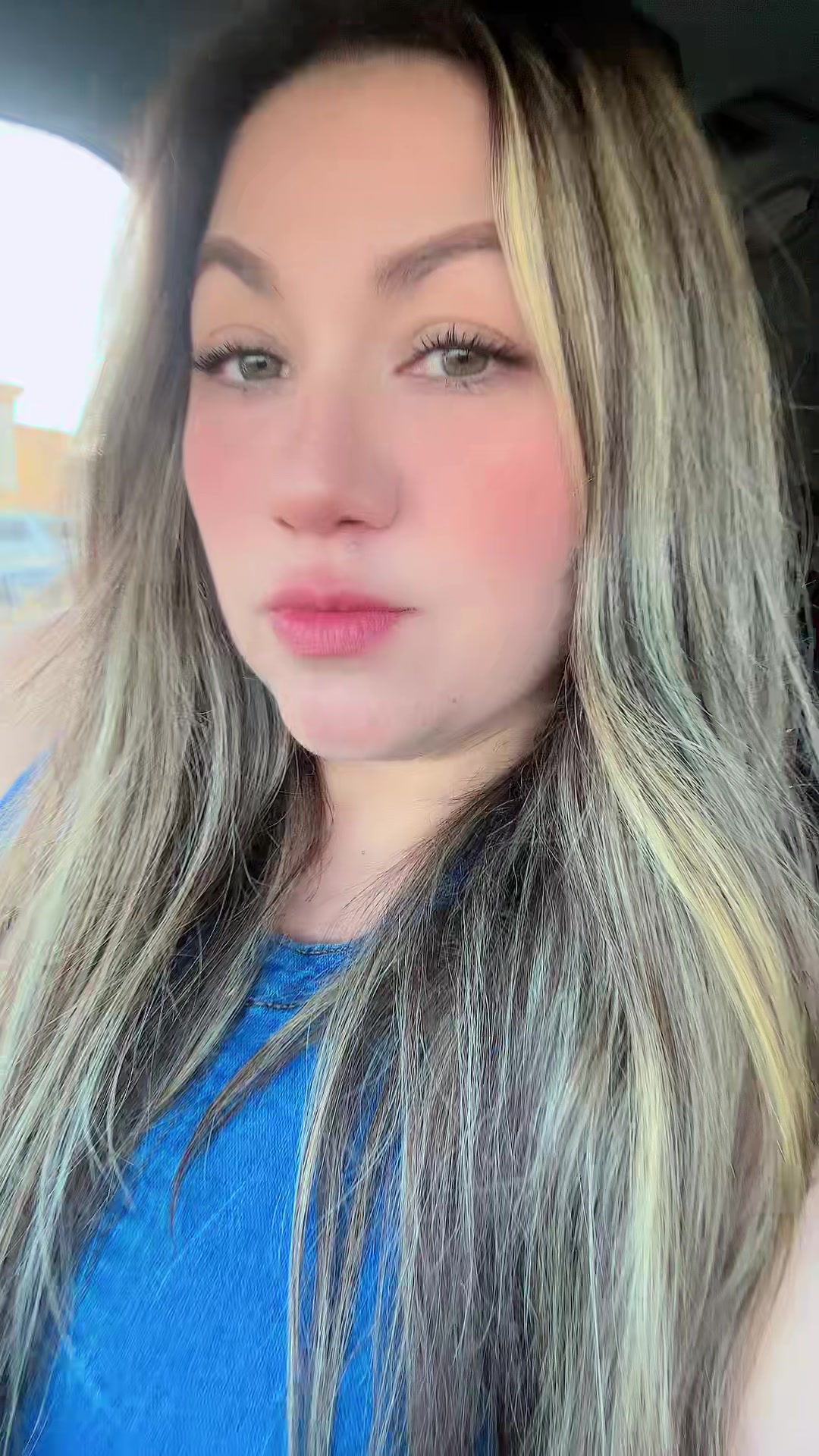 @Angelica González
