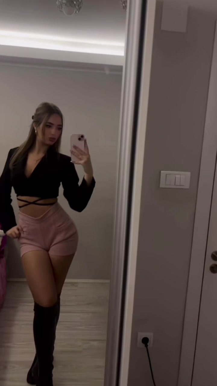 @𝒩𝑅🌸