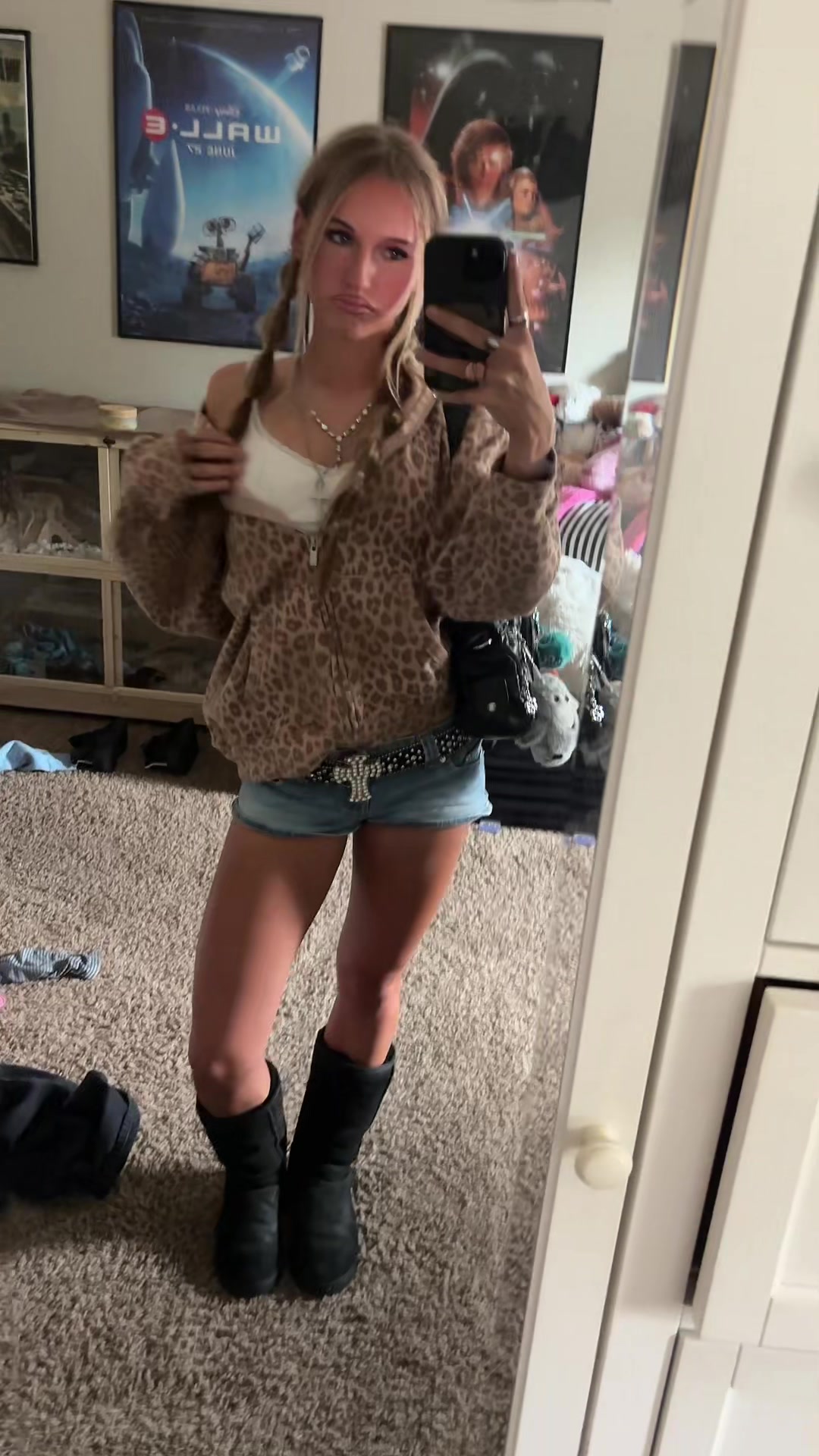 @.carleygardenhour