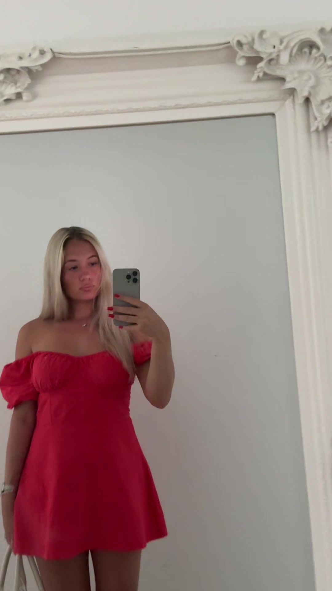 @Sophh