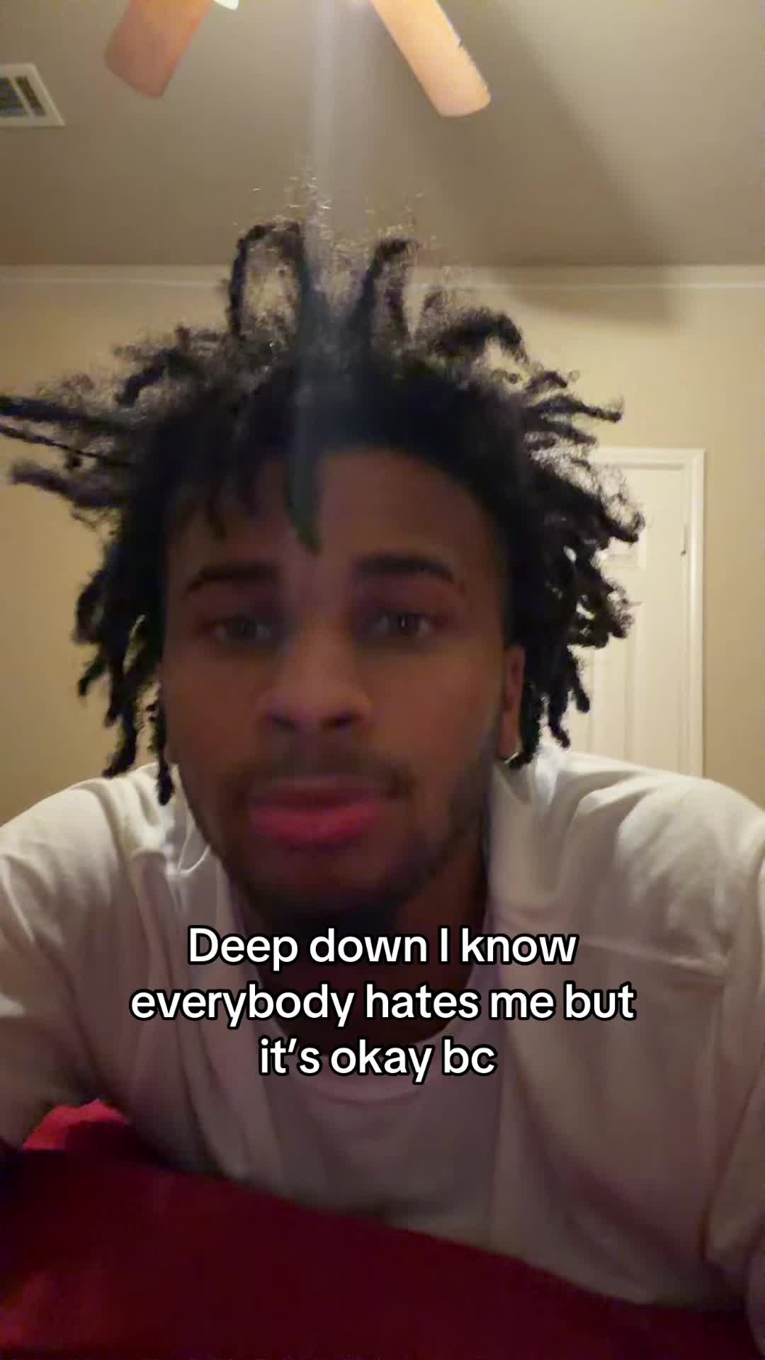 @￴