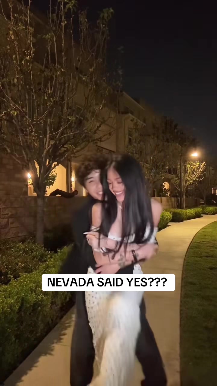 @NevadaLife👾