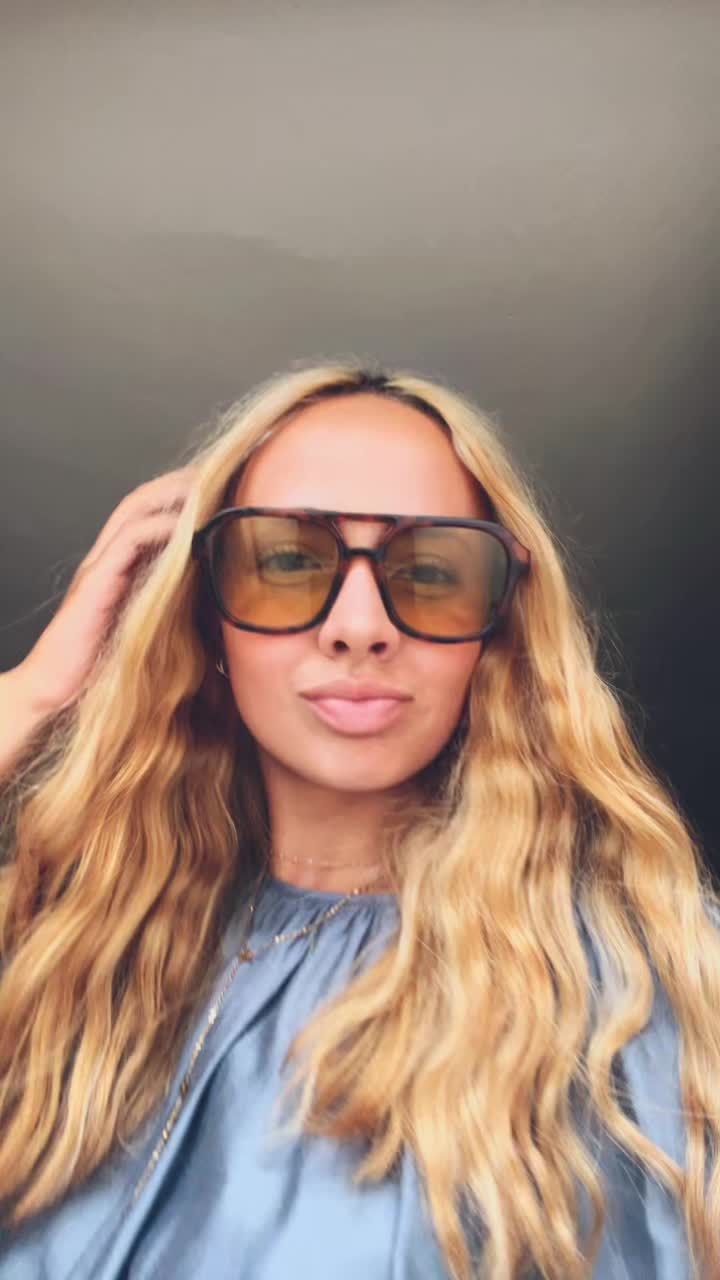 @𝐿𝑒𝓃𝒶