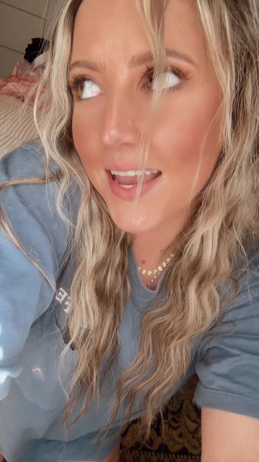 @Anne_caroline98