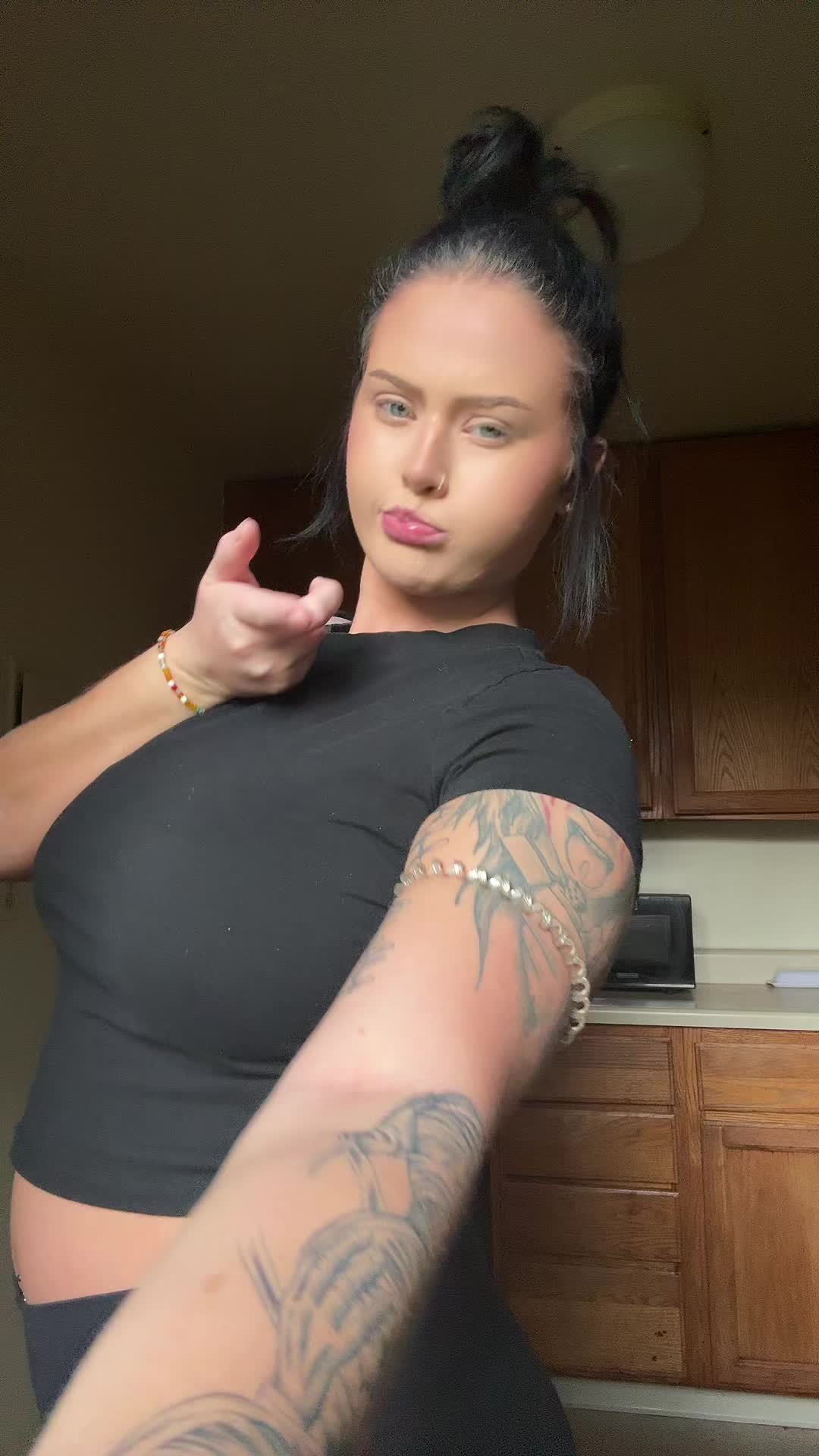 @cuntn3yy