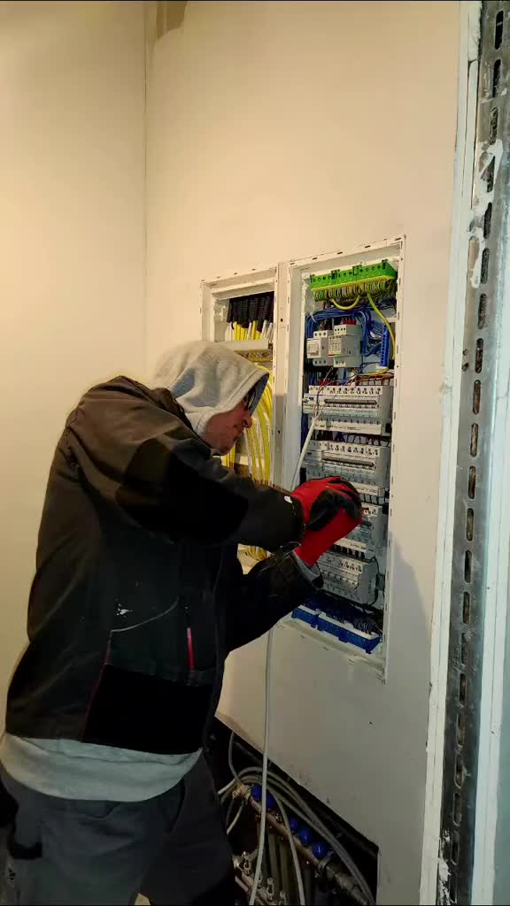@ESM-ELEKTRO