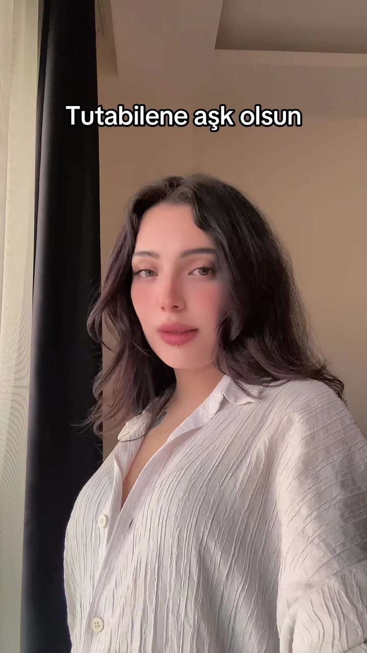 @Özgemssi 💅🏻