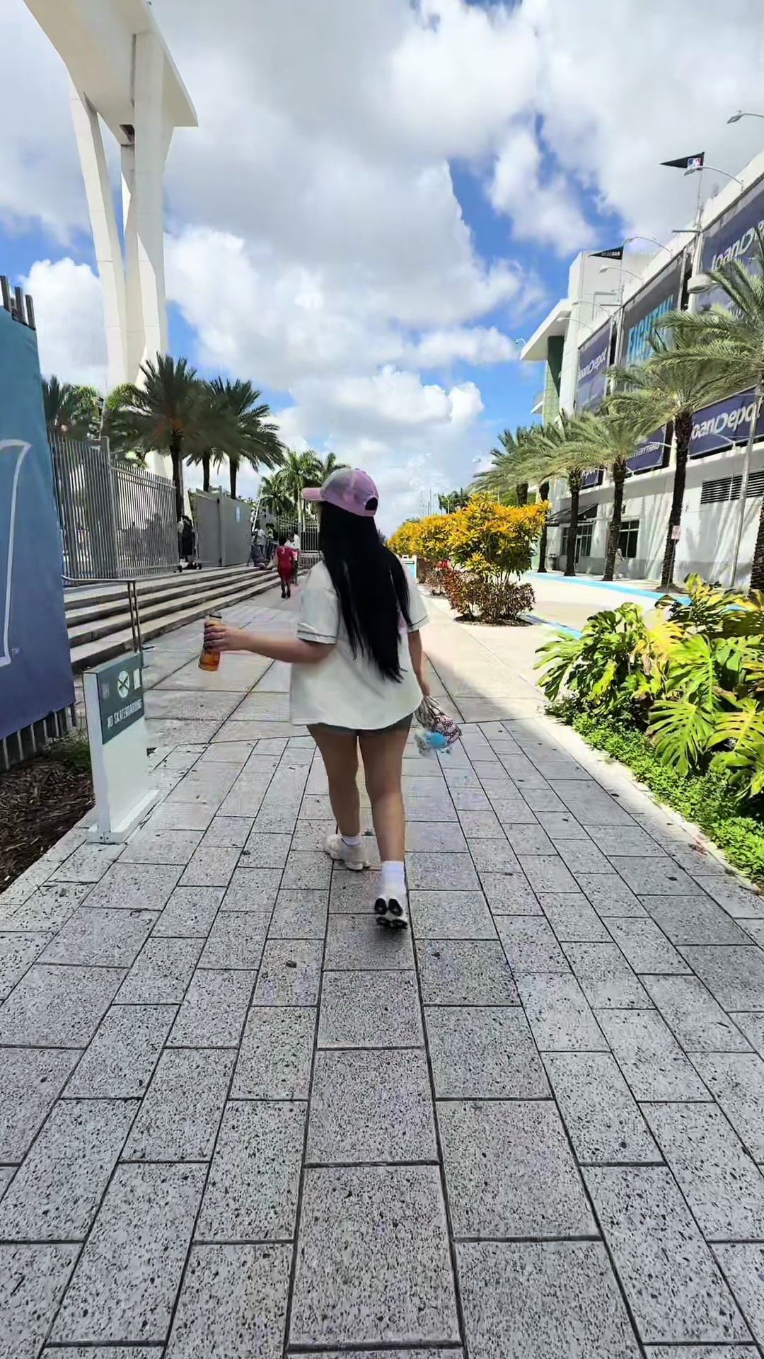 @TiffyDoll