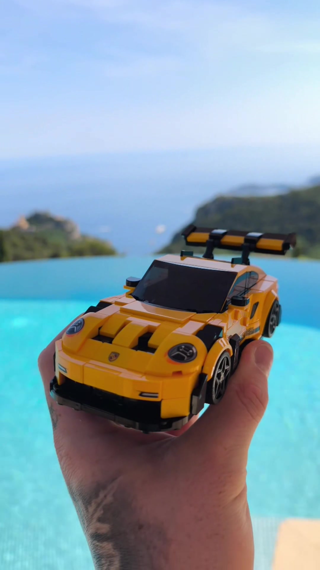 @BRICKmitNIK