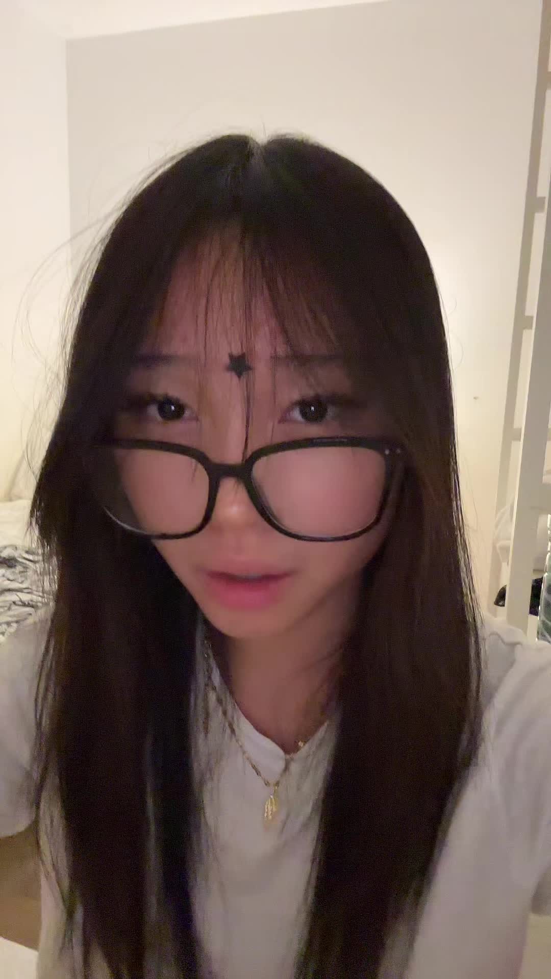 @greedyjewjew