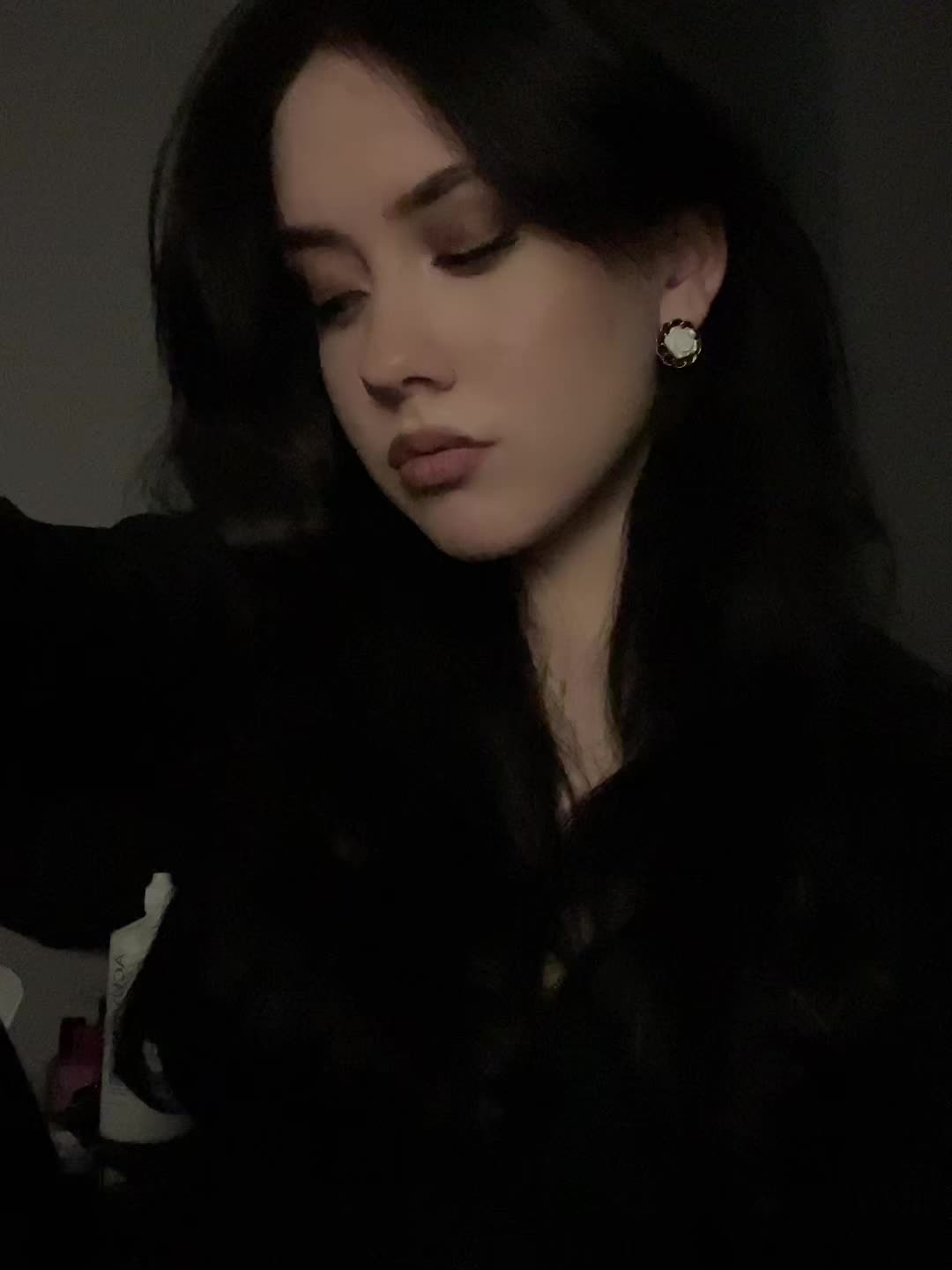 @кира вест