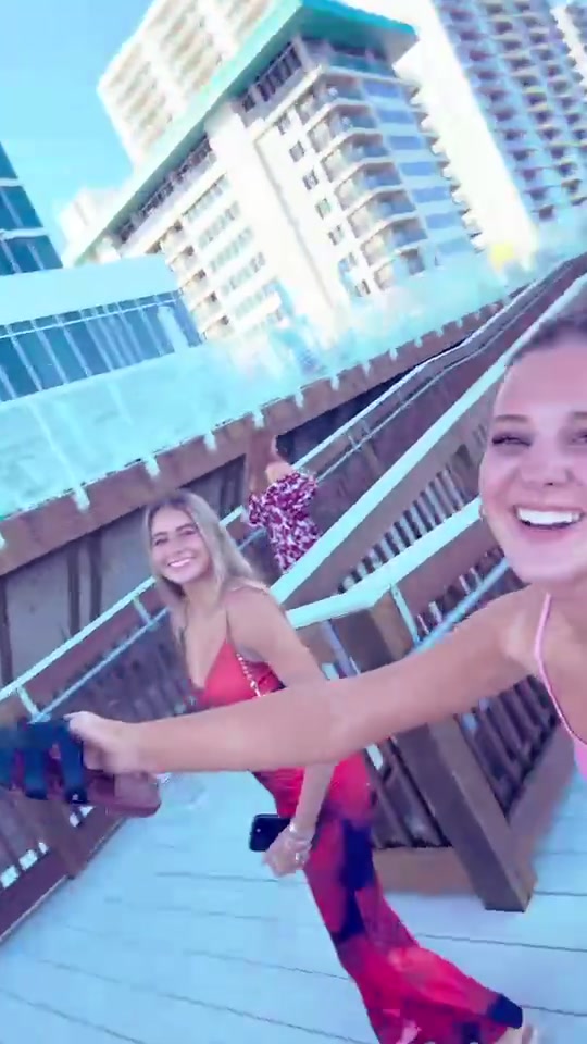 @theolivianagyy