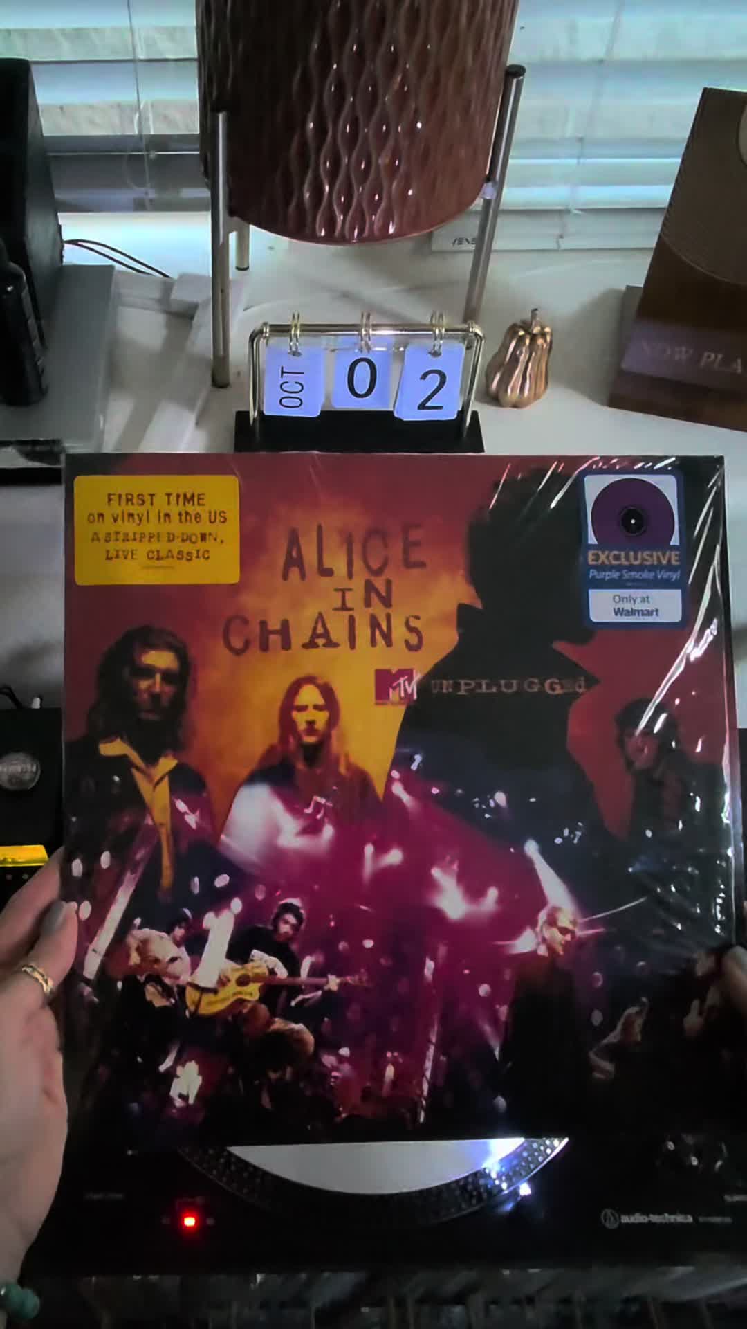 @Vinyl Daily Plays