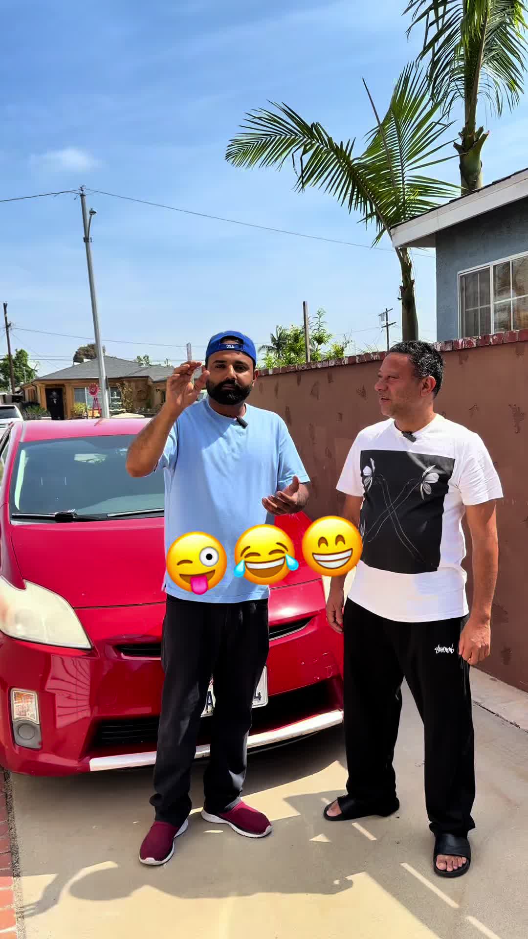 @Hilarious_zain