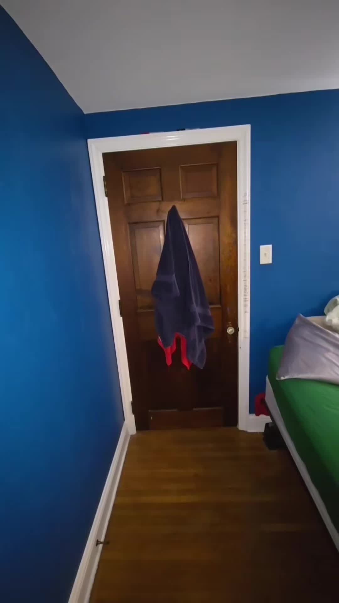 @GoldieGl0cks