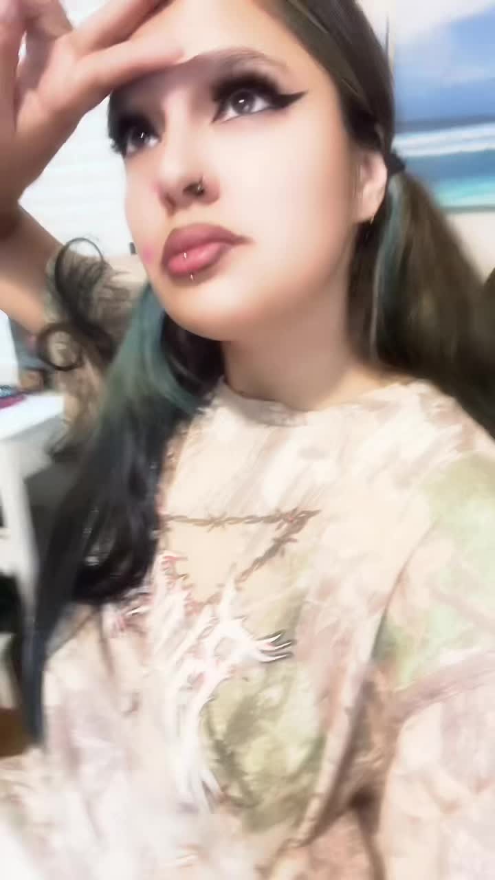 @macabrecvtie