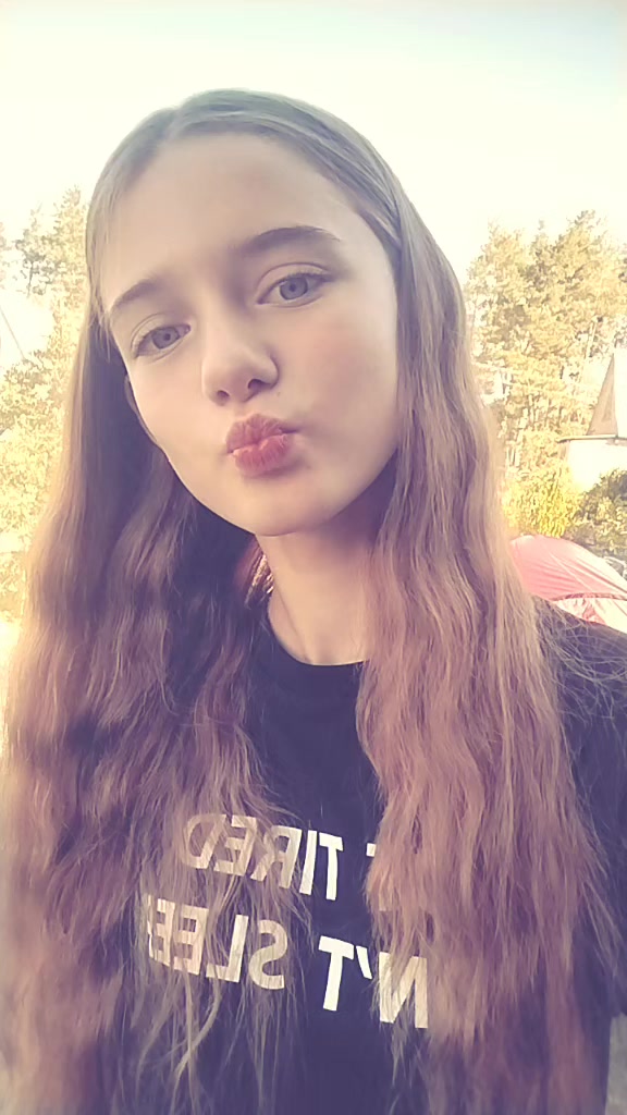 @Anichka🩷🤙