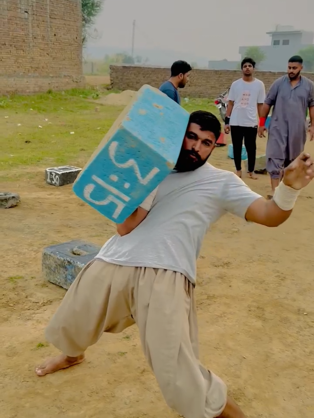 @پہلوان راجہ ذیشان(دینہ)