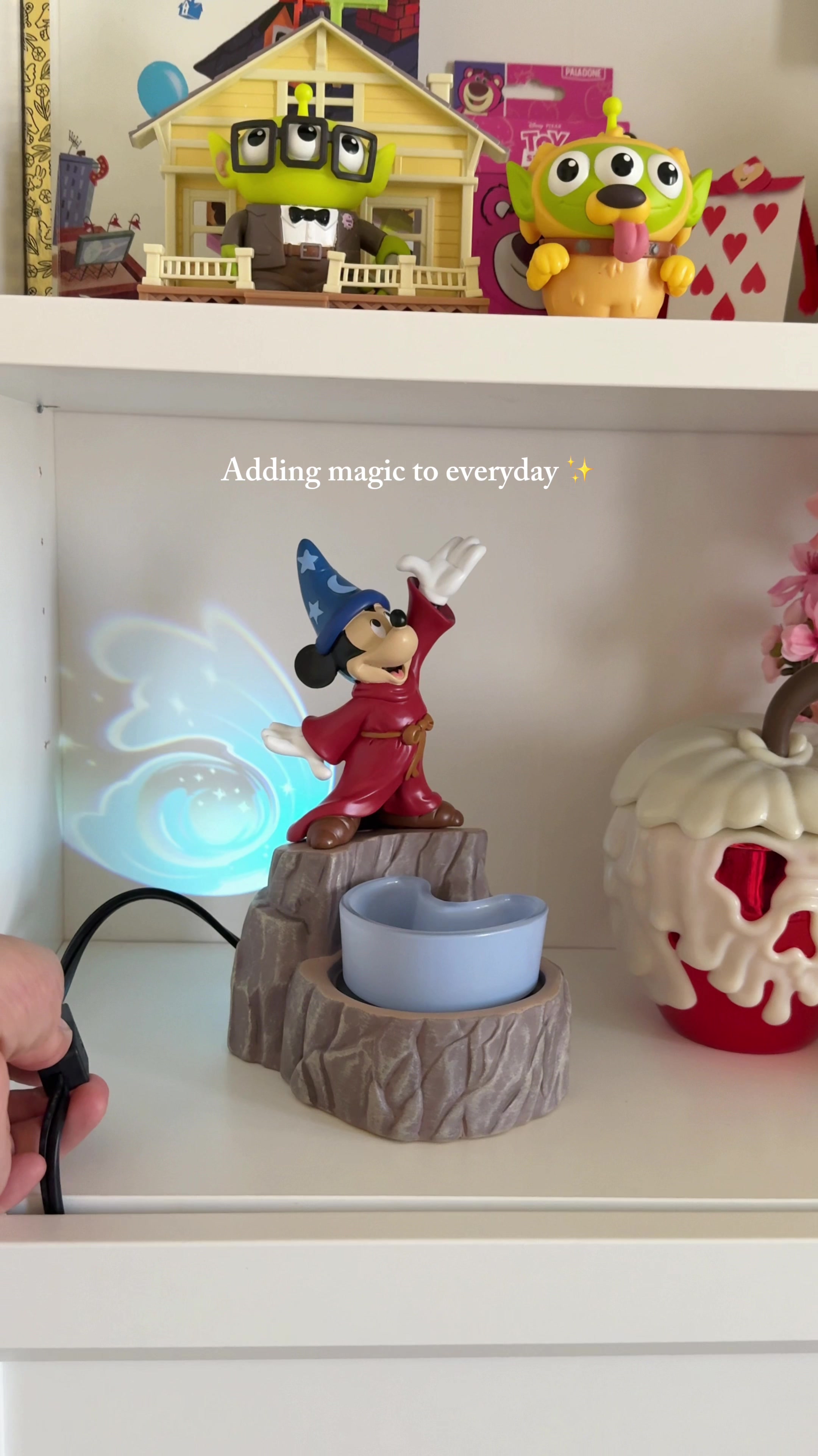 @Sol ✨Disney Crafts Food Travel