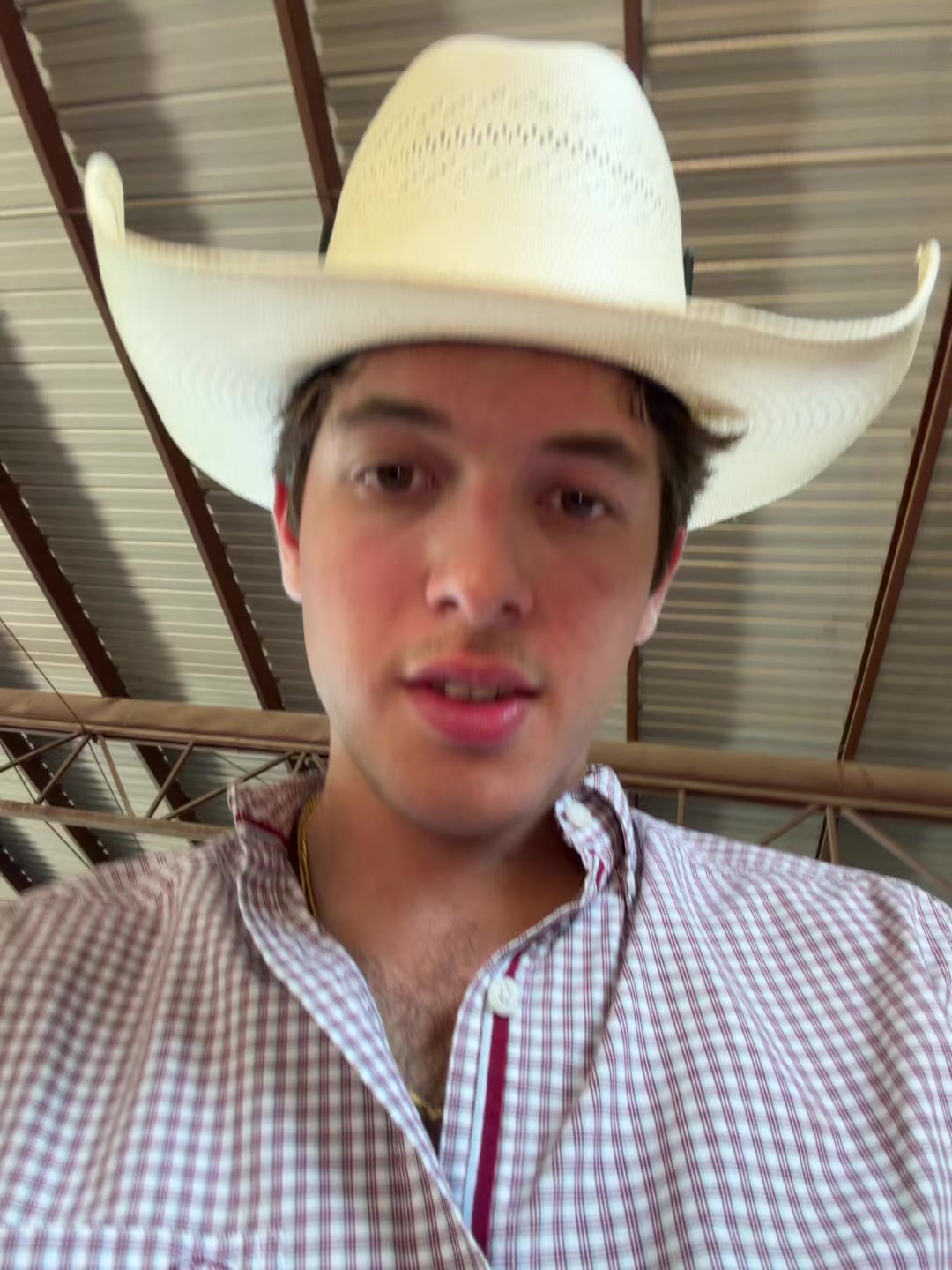 @Witto González