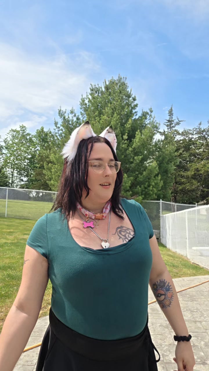 @Maya 💕🇨🇦