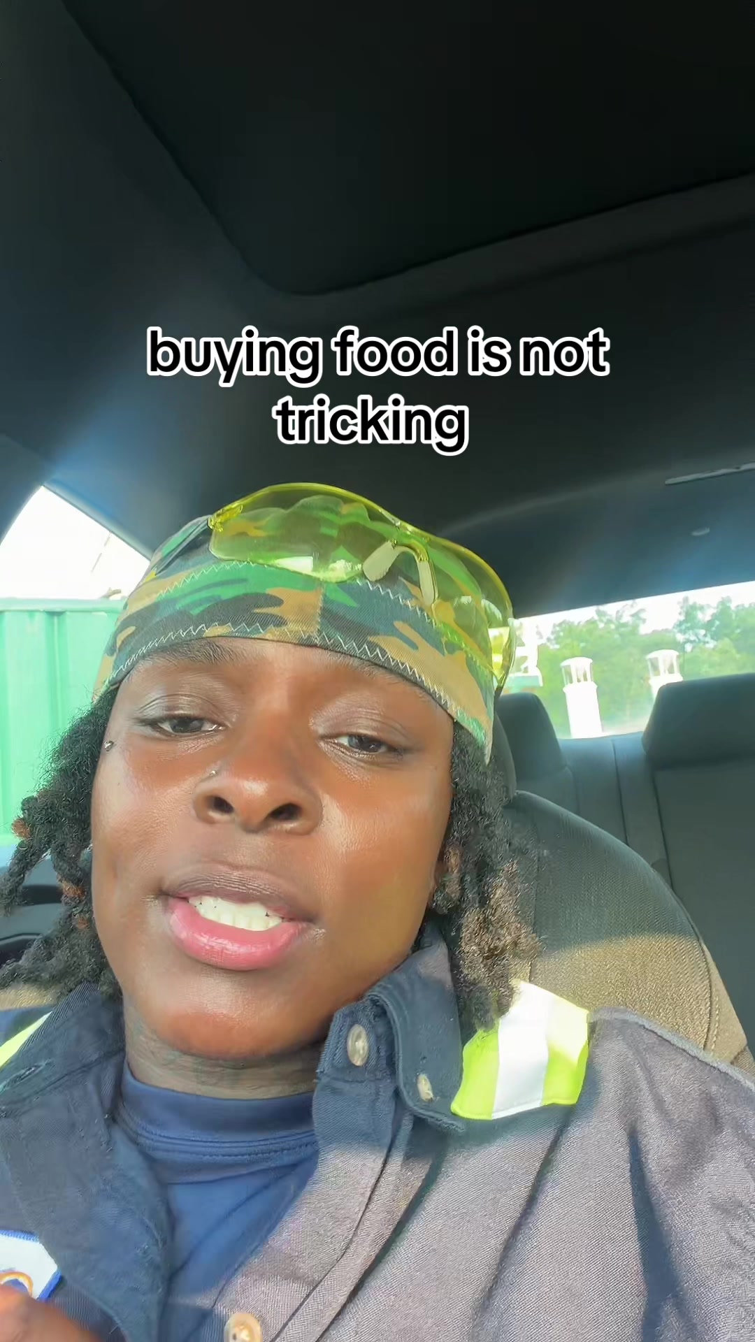 @DeFromTheSipp