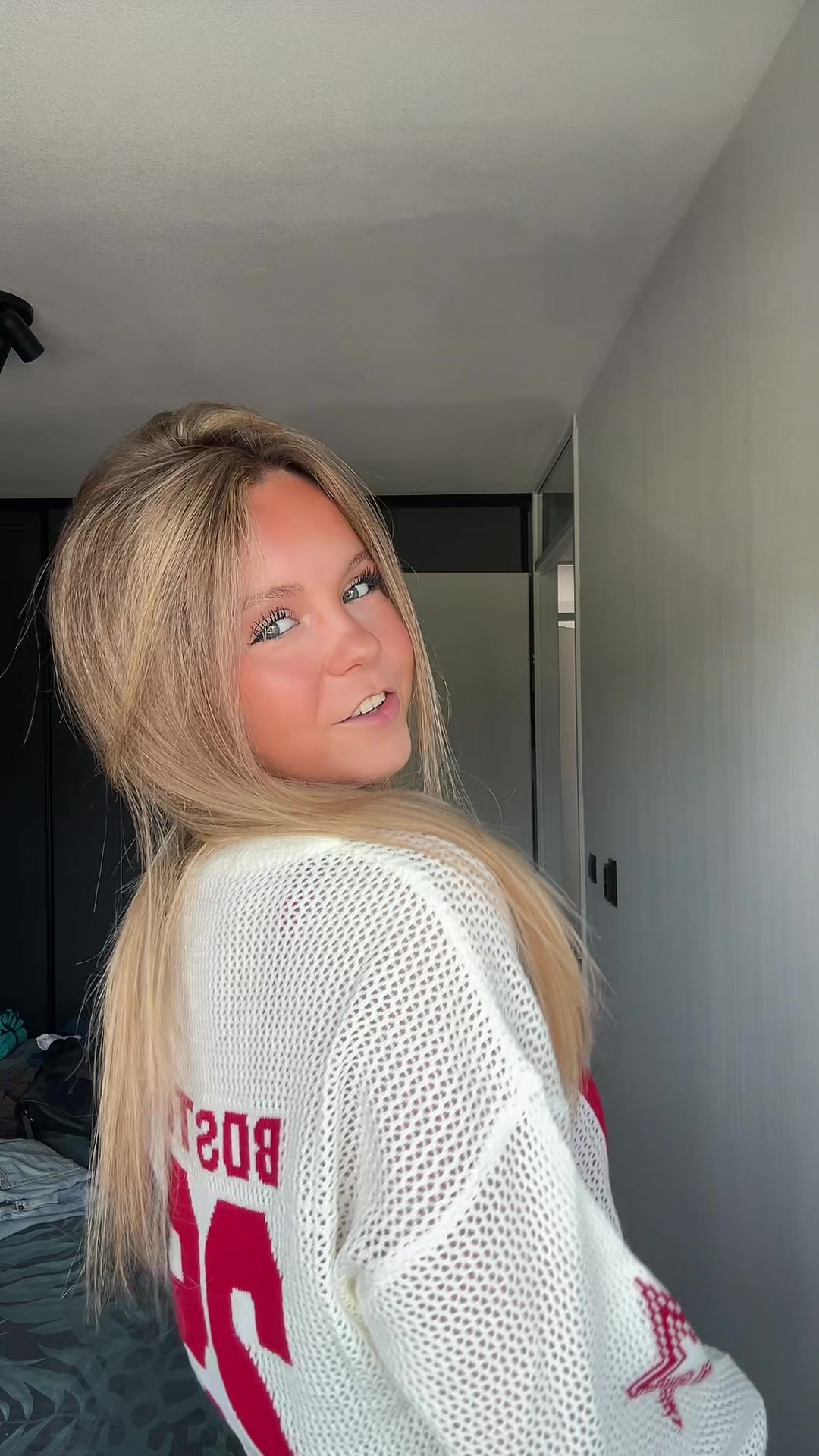 @ZOE PAUPTIT