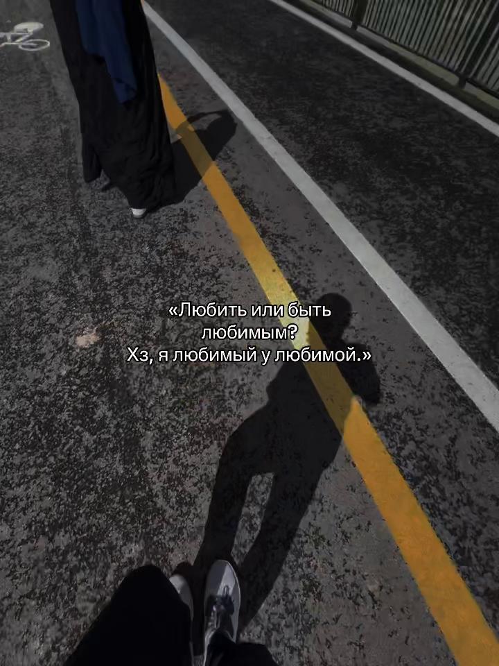 @𝐔𝐑