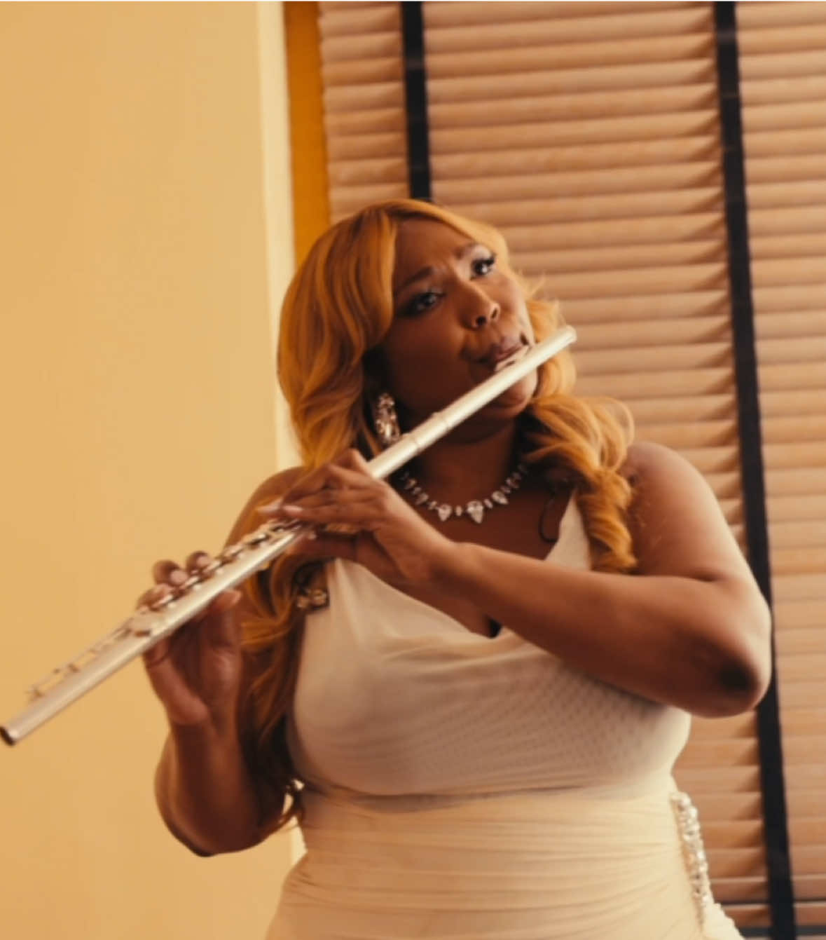 @lizzo