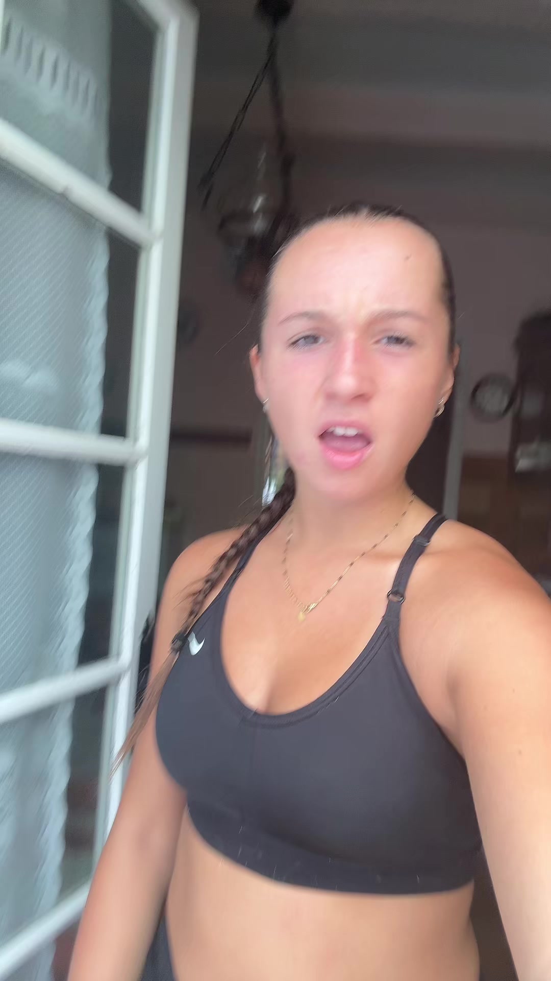 @Elina
