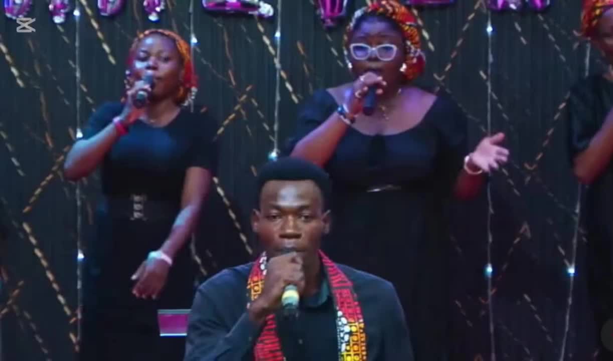 @Rom-christ 🎤🎹 .