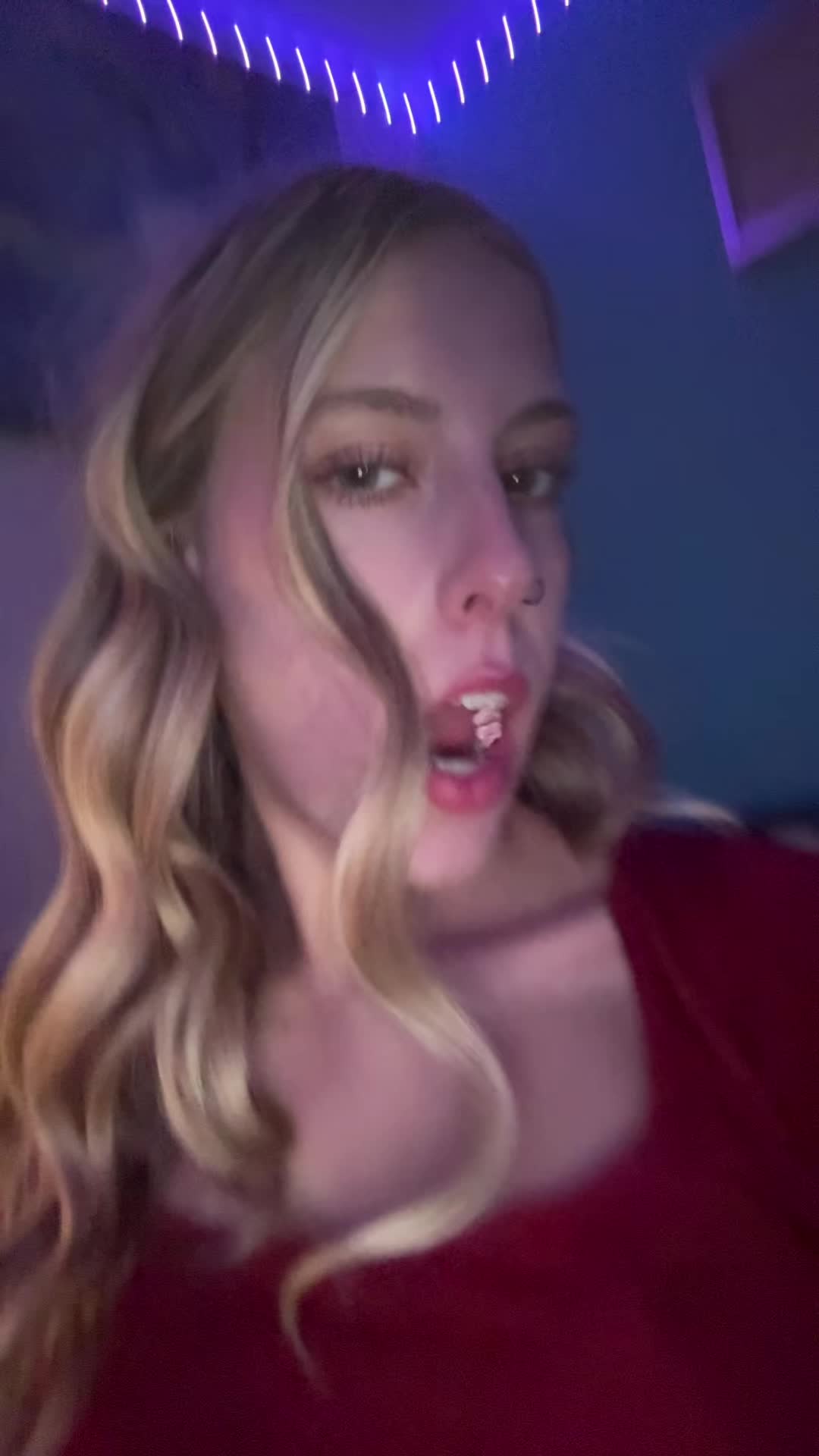 @hal🤩