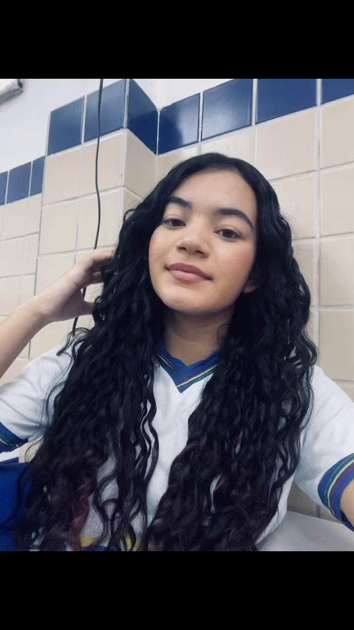 @laynnyy_