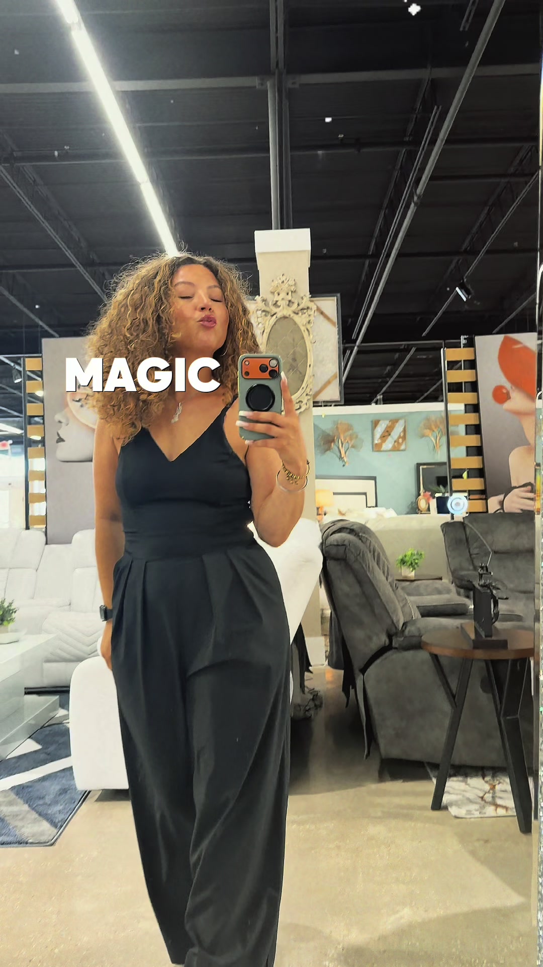 @thecurlycreole
