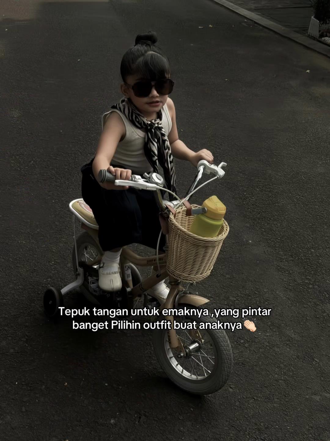 @Warga+62