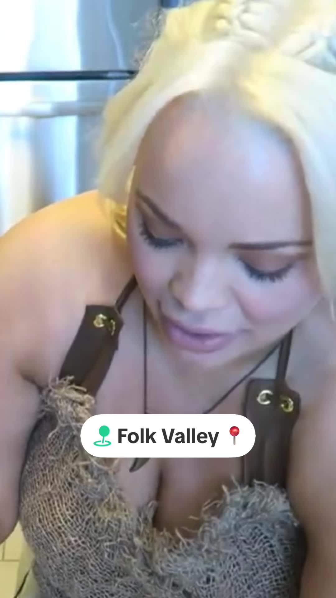 @⦻ »