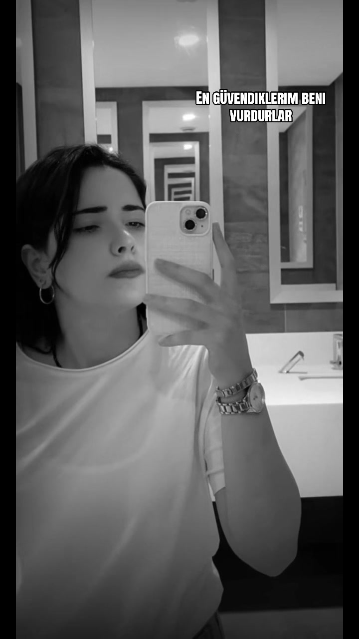 @🧚&zwj;♀️