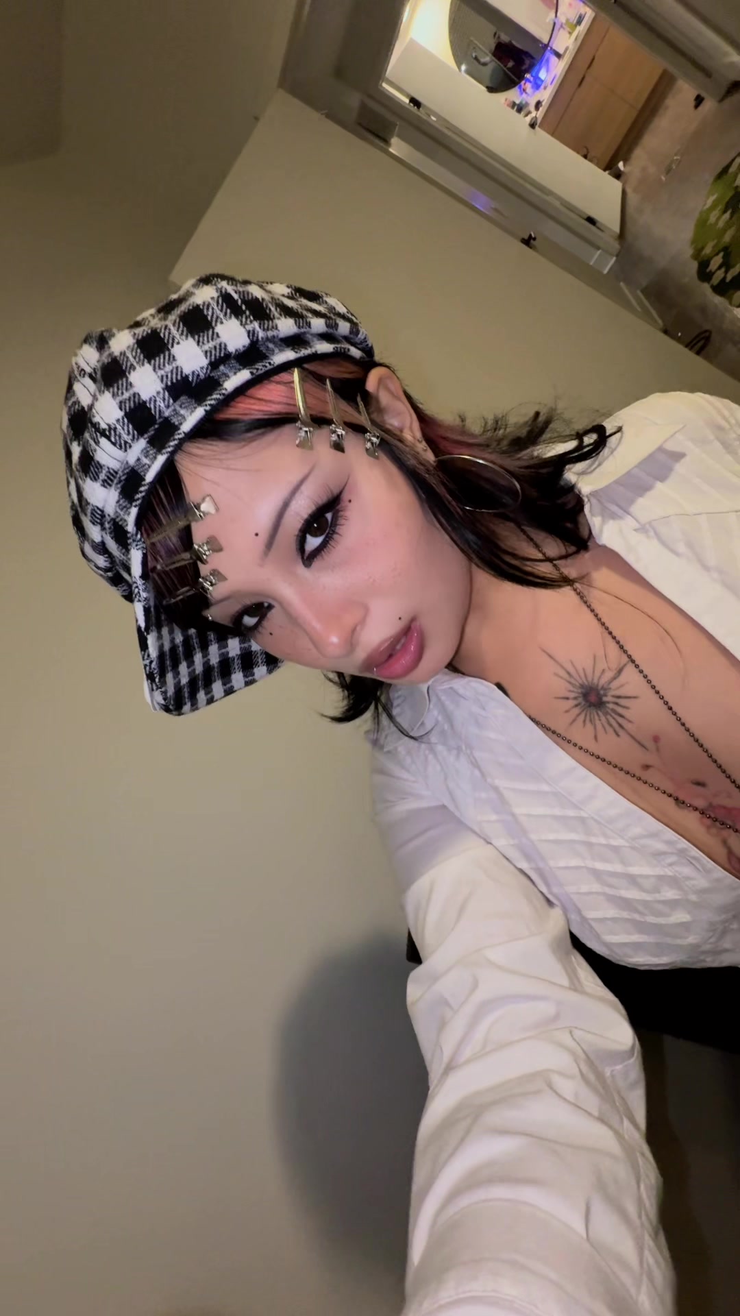 @LadyRobynHood
