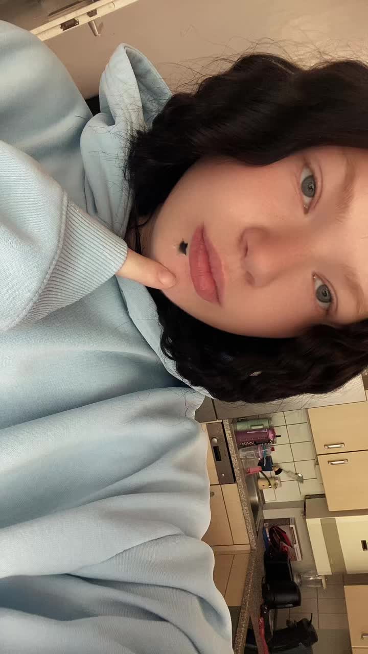 @Leonie