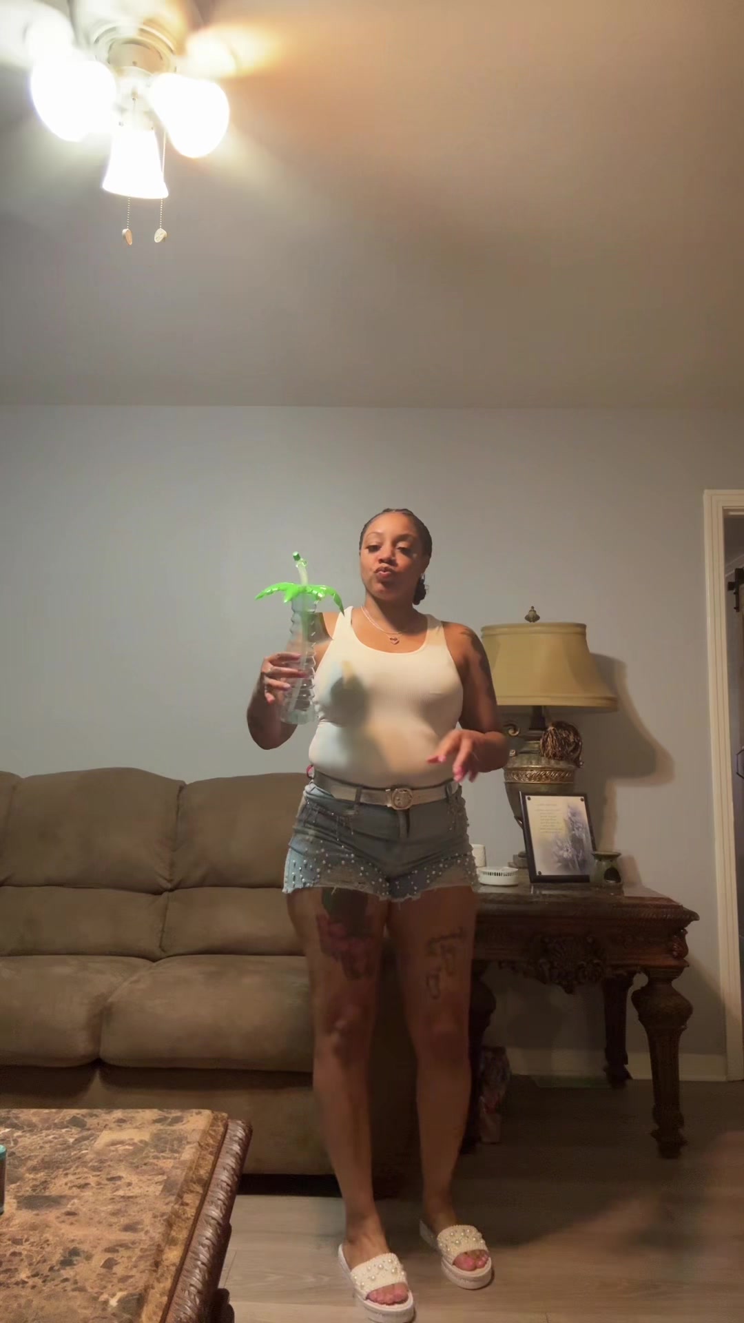 @MONABIGMAMA