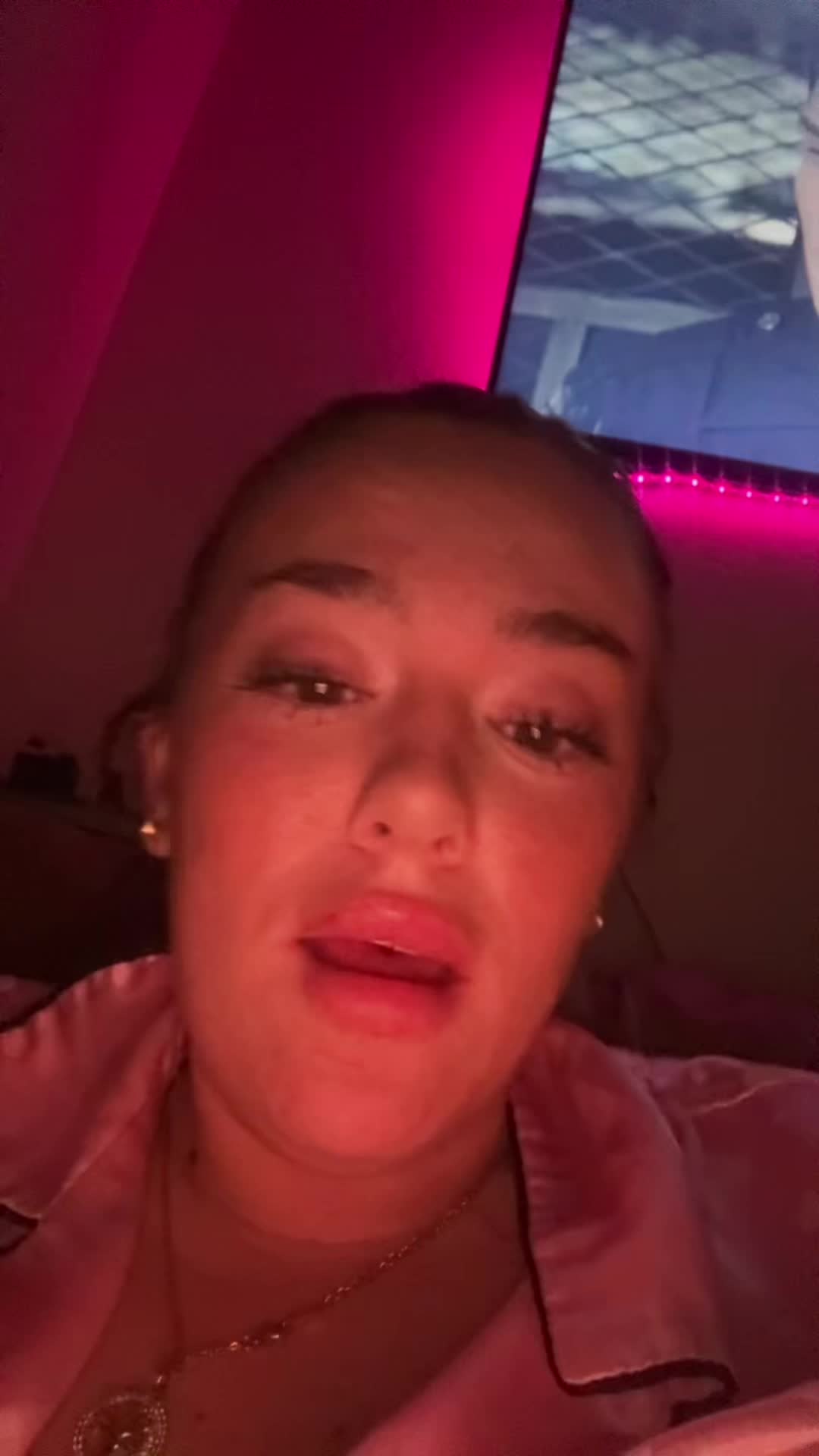 @caitlinjmcg