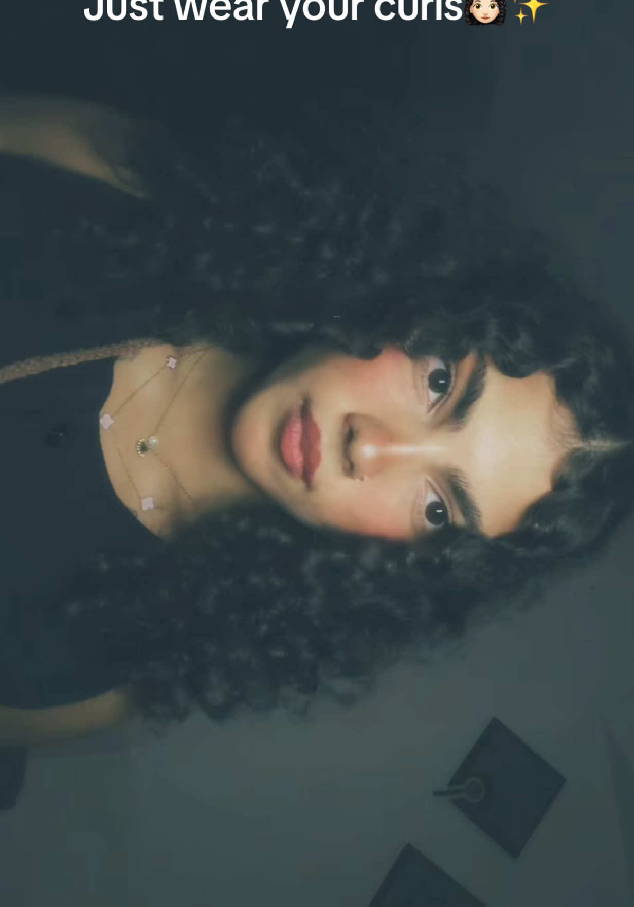 @Curlymwll