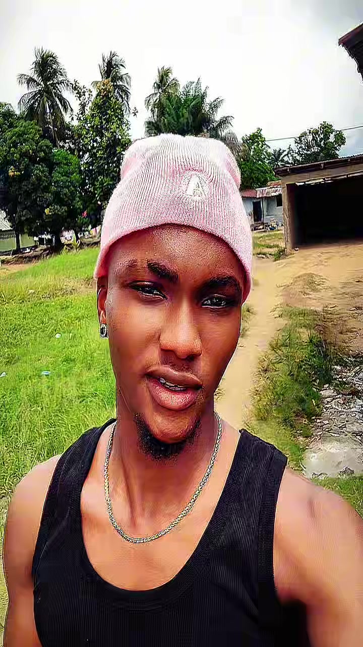 @Call me-Man-Boi 🦅💯🇬🇳 🇱🇷