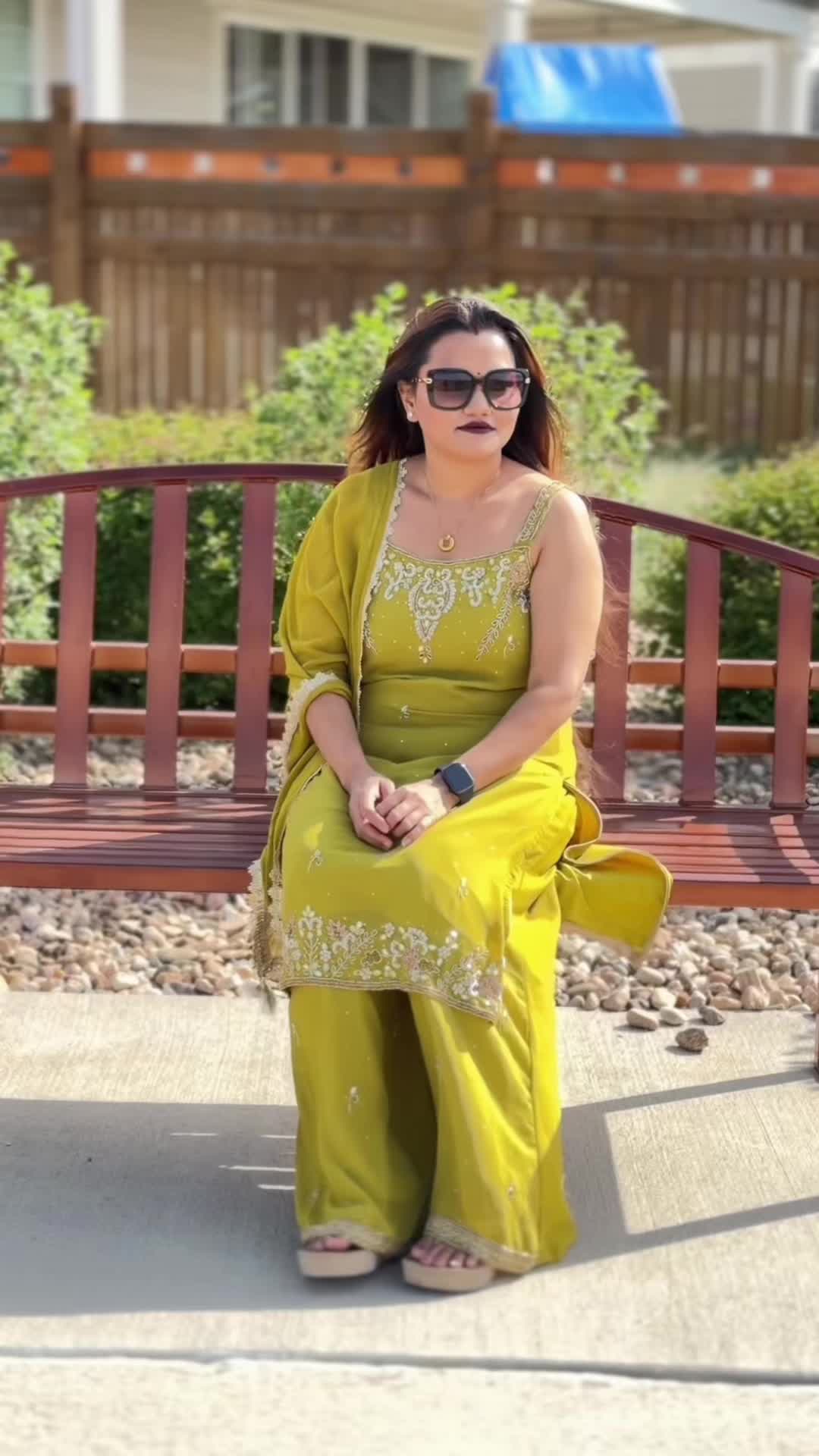 @Deepa Oli K See(YD)